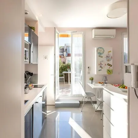 My Casa - Massena 22 - Cocoon - Cosy 1 Bedroom Flat With Quiet And Sunny Terrace דירה